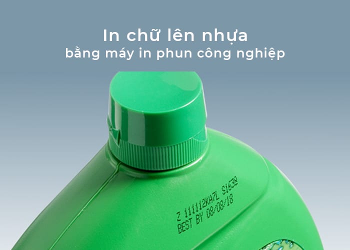 in-chu-len-nhua-bang-may-in-phun-cong-nghiep