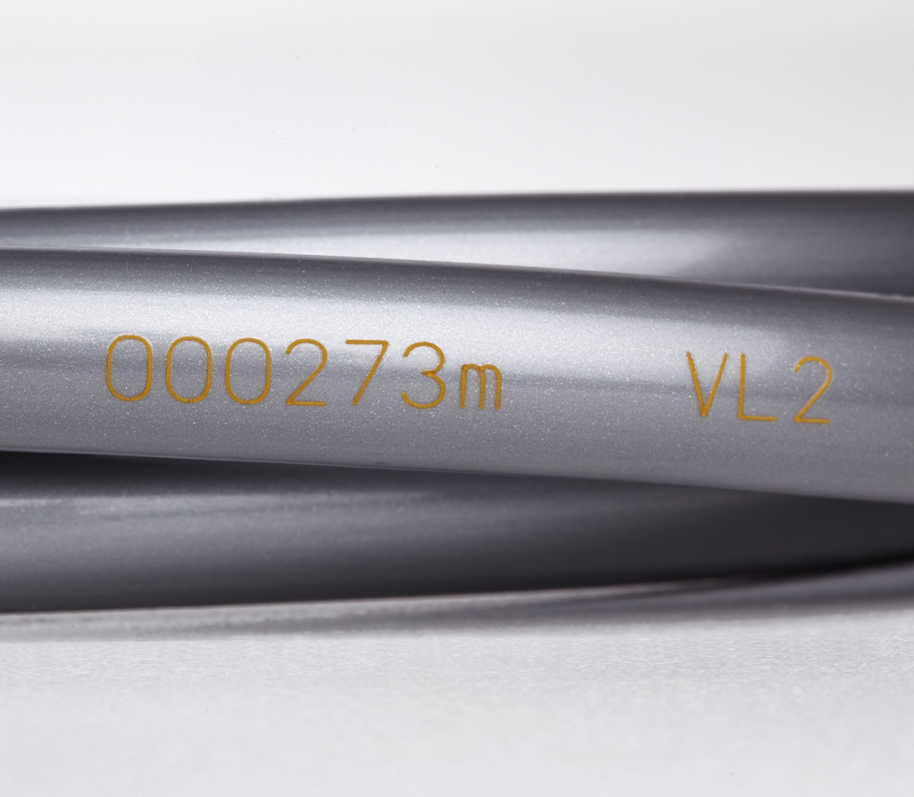 khac-laser-trn-ong-va-cap